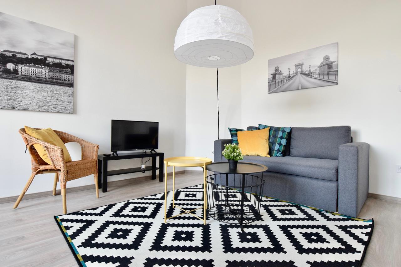 Standard Apartment By Hi5 - Bazilika Suite Budapest Exterior foto
