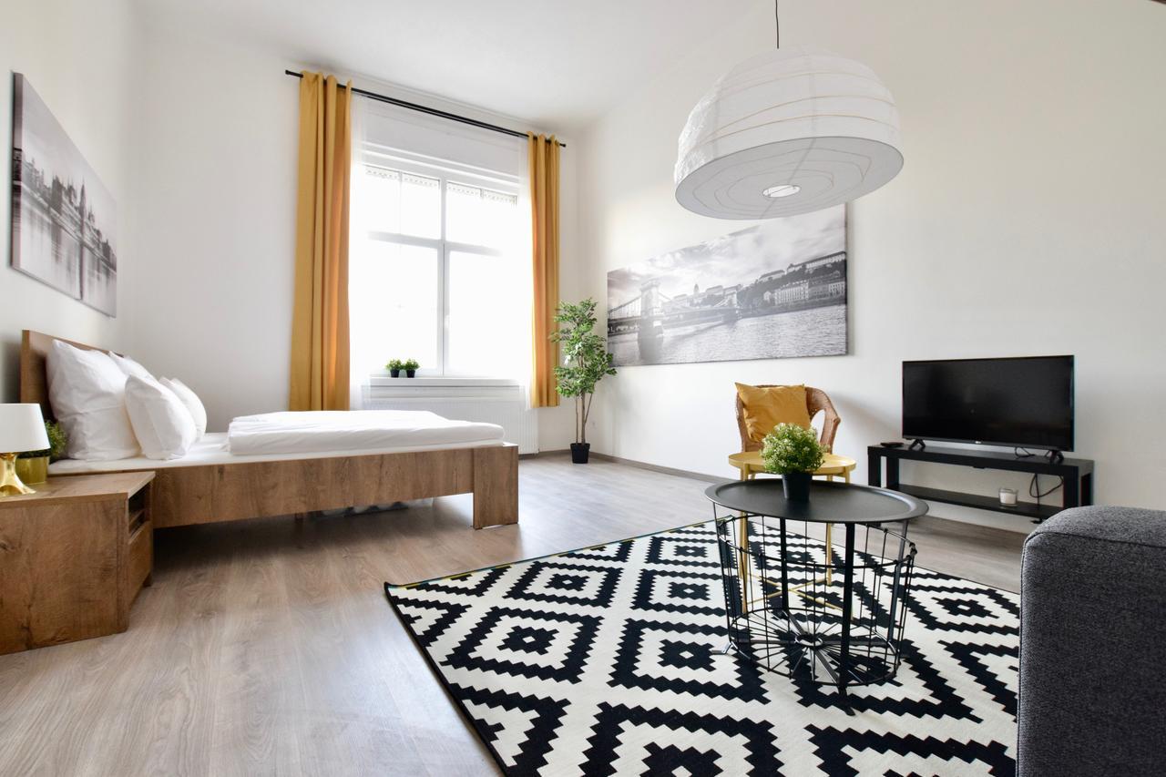 Standard Apartment By Hi5 - Bazilika Suite Budapest Exterior foto